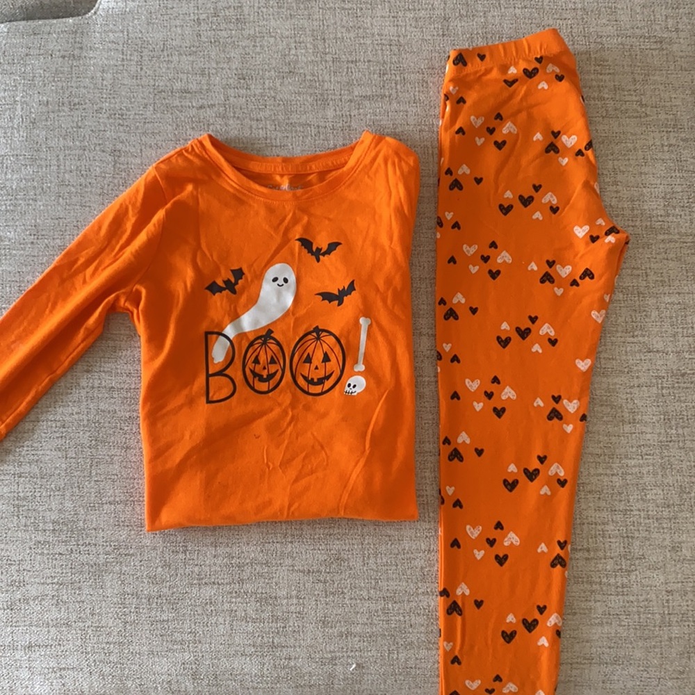 Matching set BOO pumpkin long sleeve and pants holiday halloween pajamas 6/6x